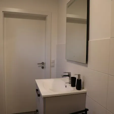 Sorinas Home - Comfortable Apartment Near Graz - Free Parking